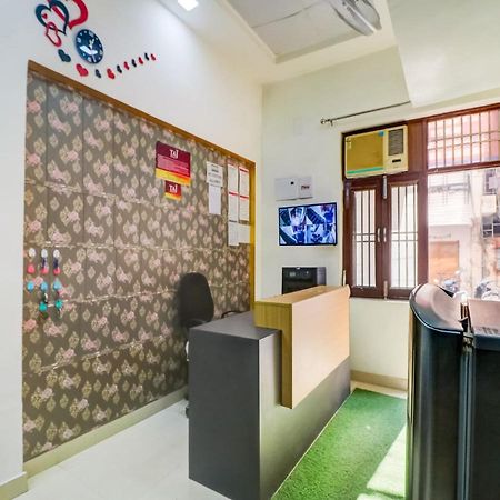 Oyo 74060 Taj Residency Hotel Ню Делхи Екстериор снимка