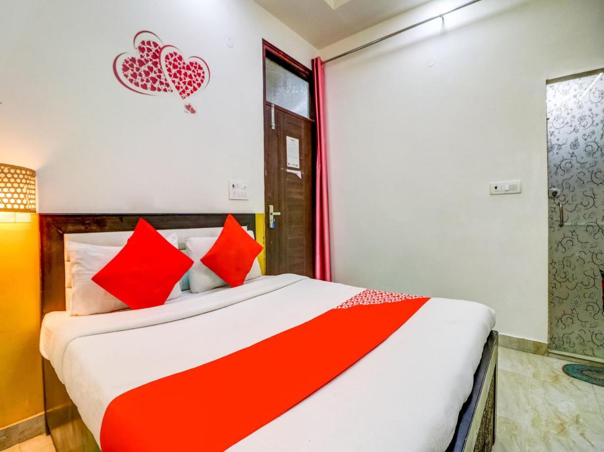 Oyo 74060 Taj Residency Hotel Ню Делхи Екстериор снимка
