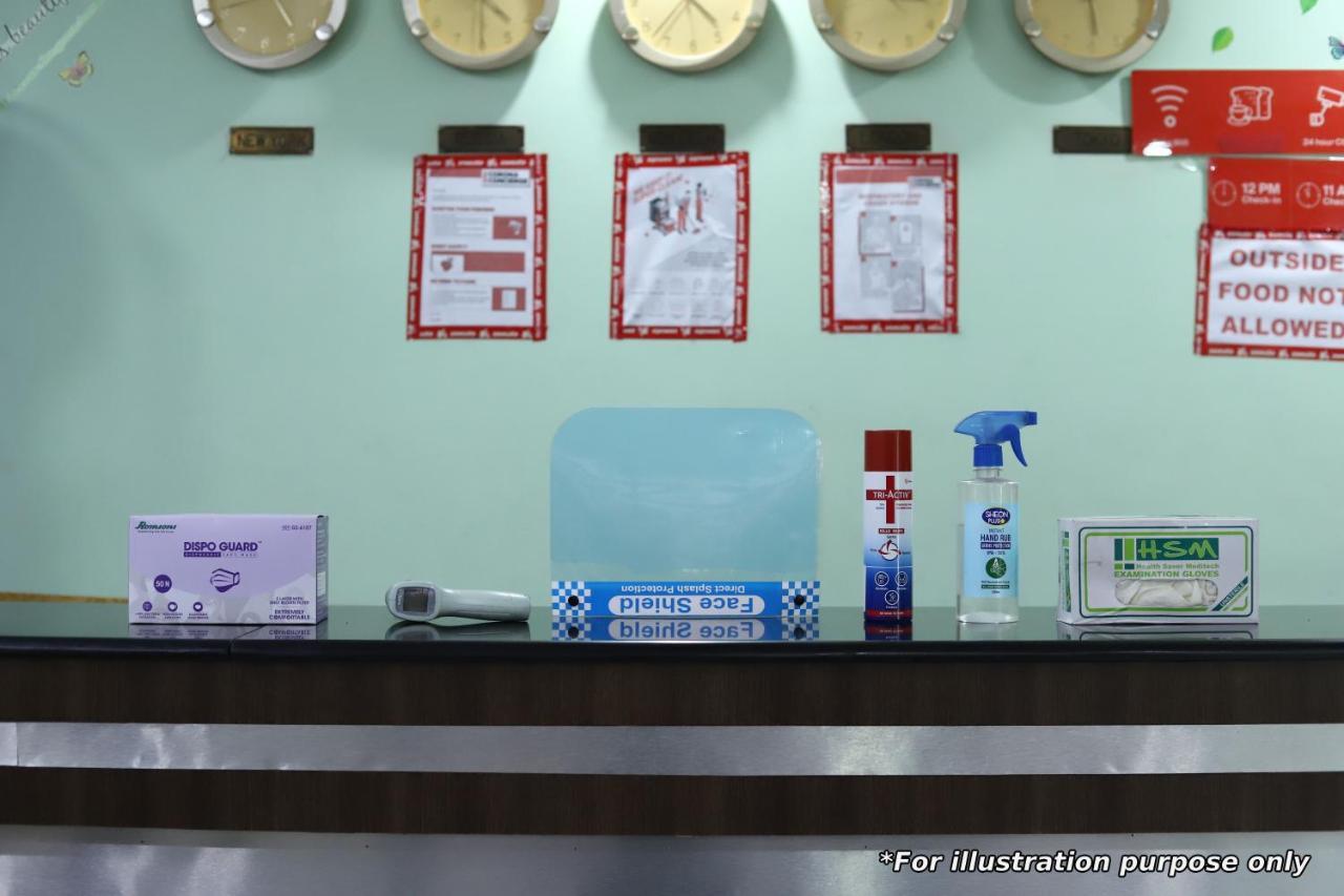 Oyo 74060 Taj Residency Hotel Ню Делхи Екстериор снимка